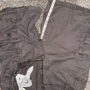 Lee Gray Cargo Shorts with Durable Cotton Blend​